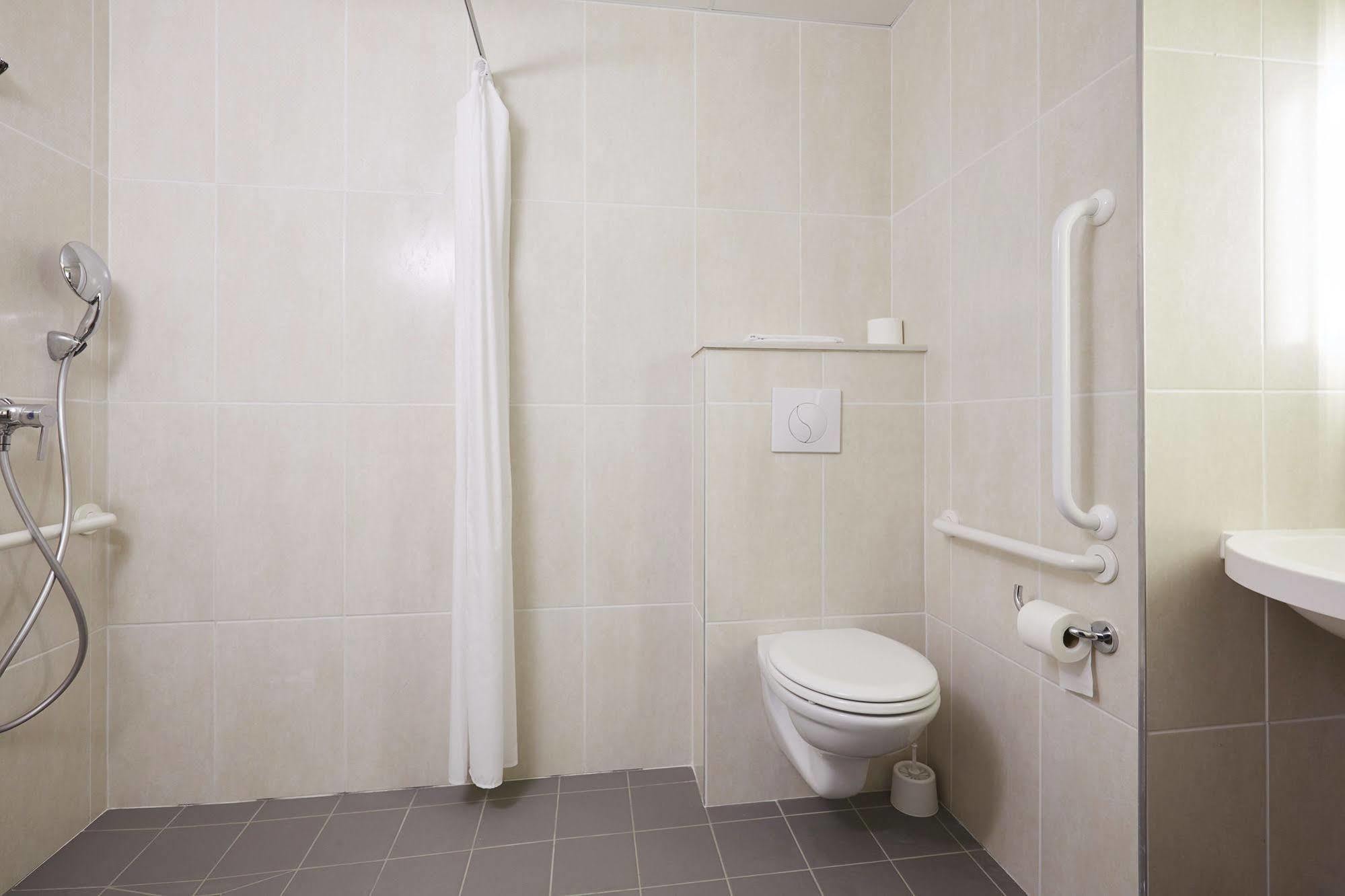 B&B Hotel Tours Parc Expo St-Avertin Saint Avertin Bagian luar foto
